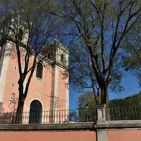 Daire Hello Santos *